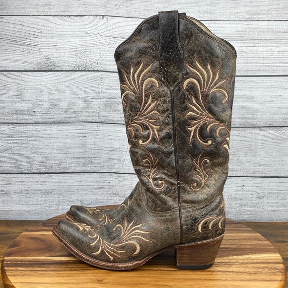 Corral Shoes - Corral Circle G Distressed Filigree Embroidered Western Boot Women’s Shoe Size 8